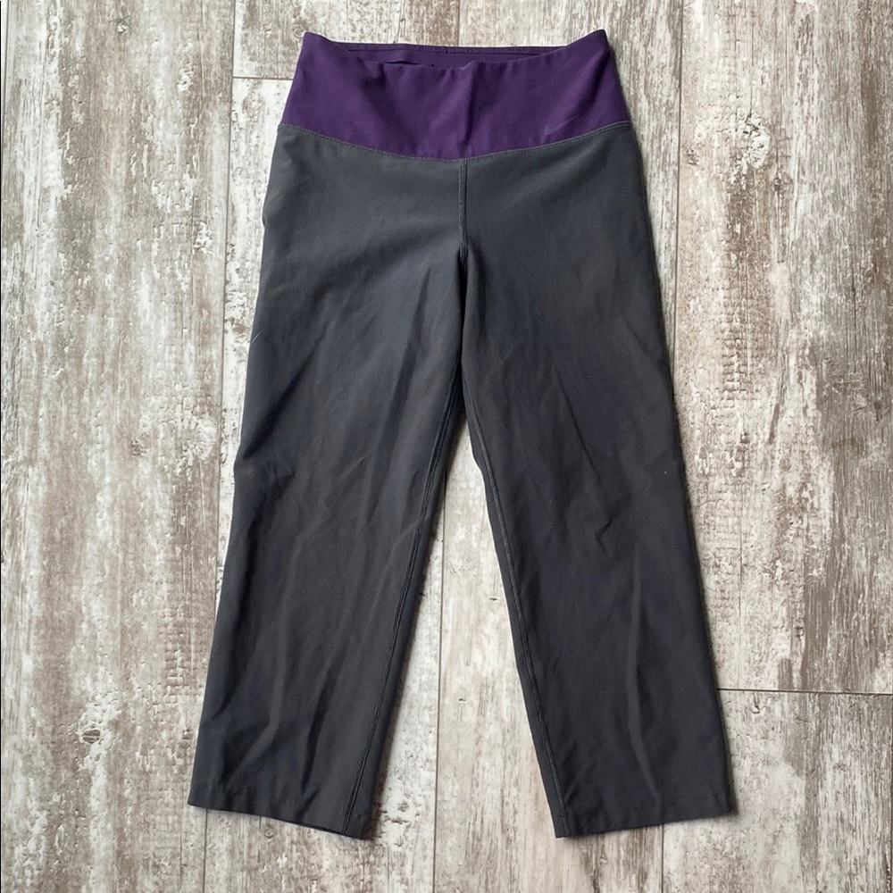 Nike Women's Leggings - Gray and Purple